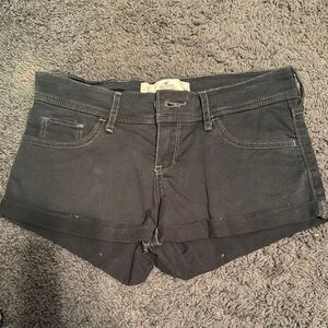 Hollister Dark Green Low Rise Shorts